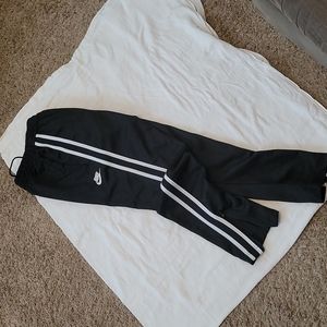 Nike women's jogger pants